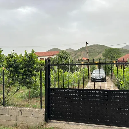 House Tatil Evi Përmet