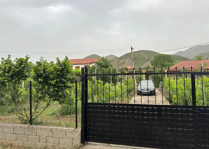 House Holiday home Permet