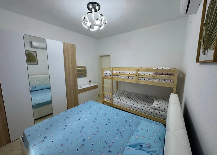 House Holiday home Permet